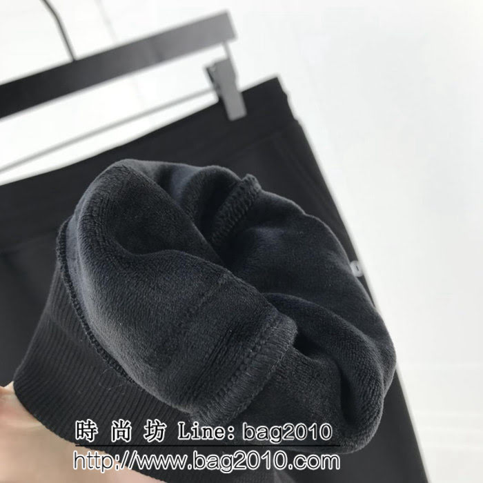 MONCLER蒙口 X Valentino聯名合作限量款 保暖加絨款 男款衛褲 ydi2628